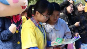 校园渠道深耕：与高校兼职社团合作搭建号易号卡学生代理体系